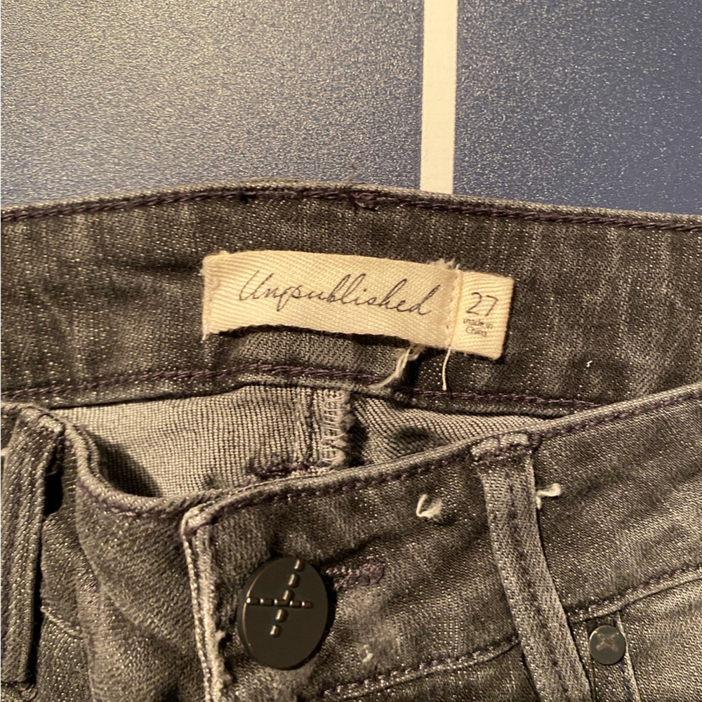 Edgy Distressed Charcoal Flare Jeans - Picture 4 of 5